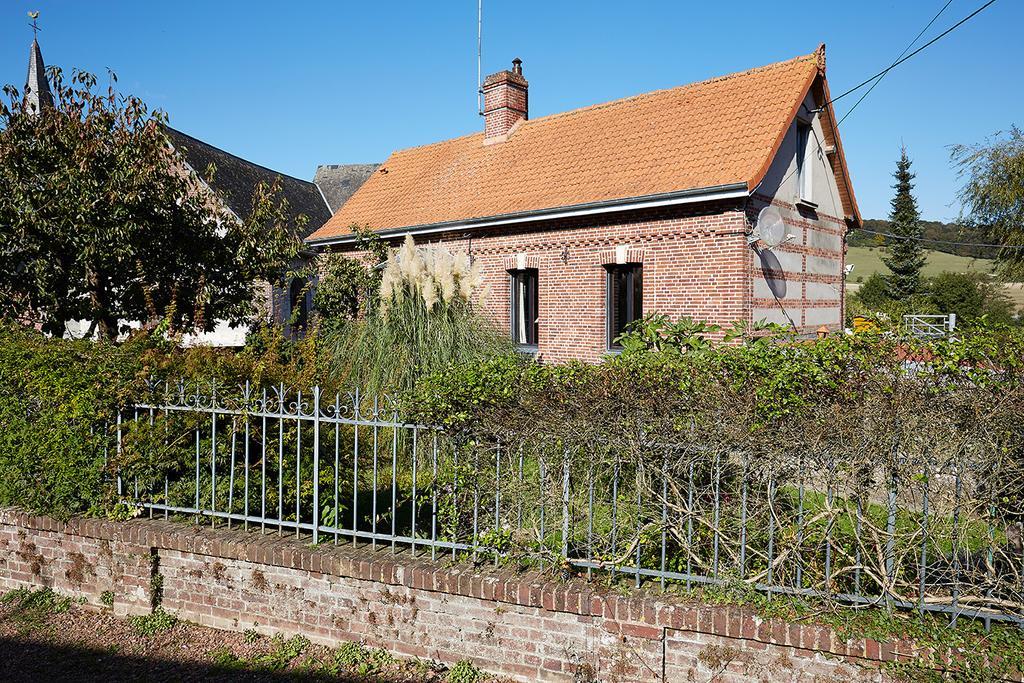 Les Gites De L'Yeres Cuverville-sur-Yeres Экстерьер фото